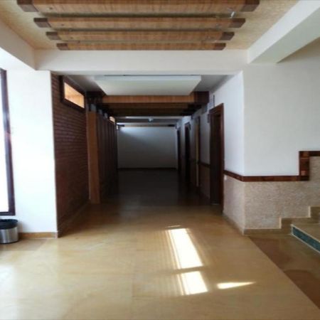 Mak Hotel Bangalore Extérieur photo
